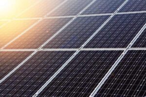 Zonnepanelen op appartement als mede-eigenaar - Syndicus Service